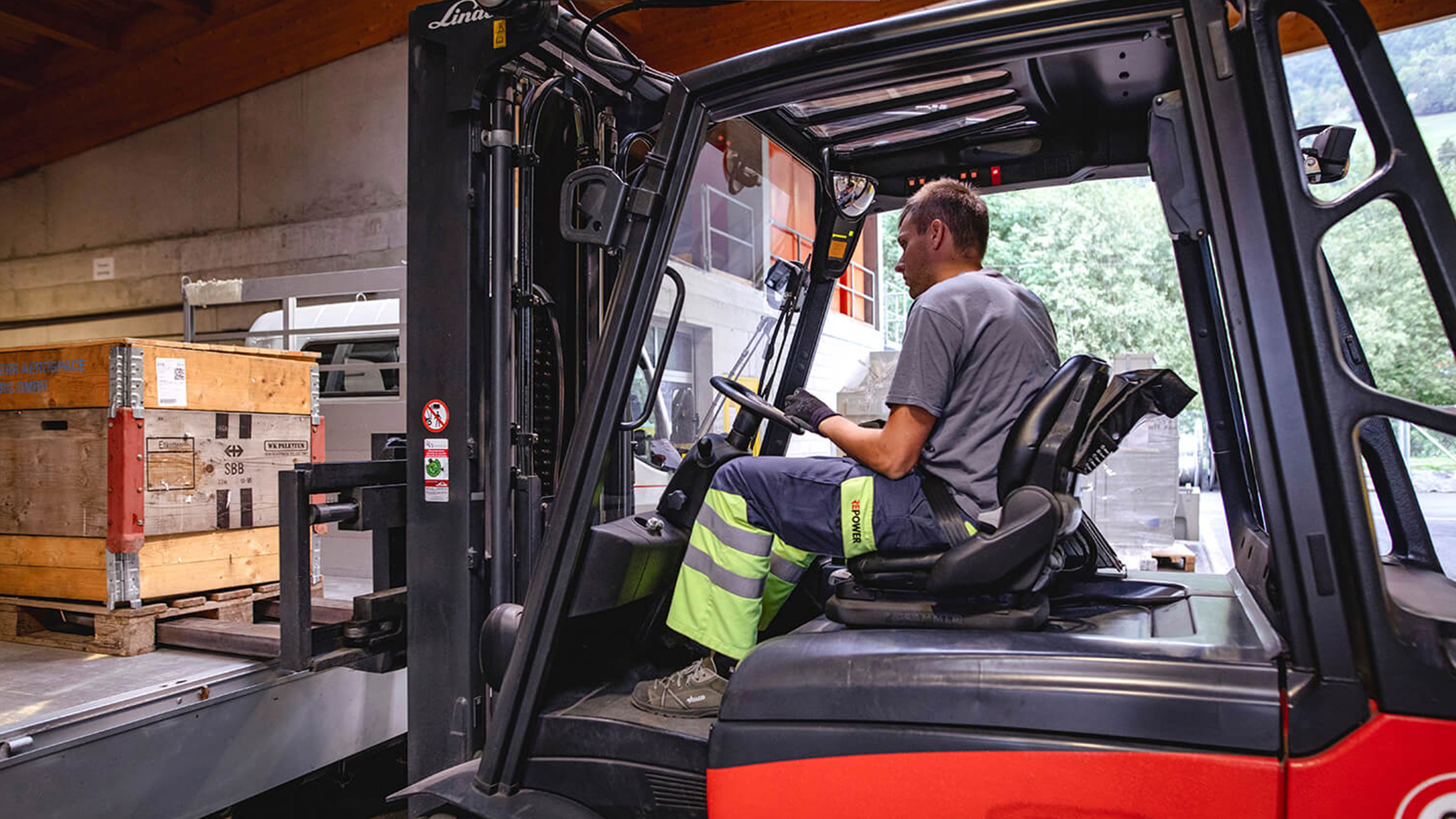 Lehrstelle Logistiker:in EFZ 2026
